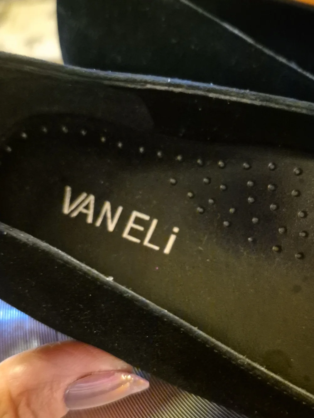 Vaneli edel suede